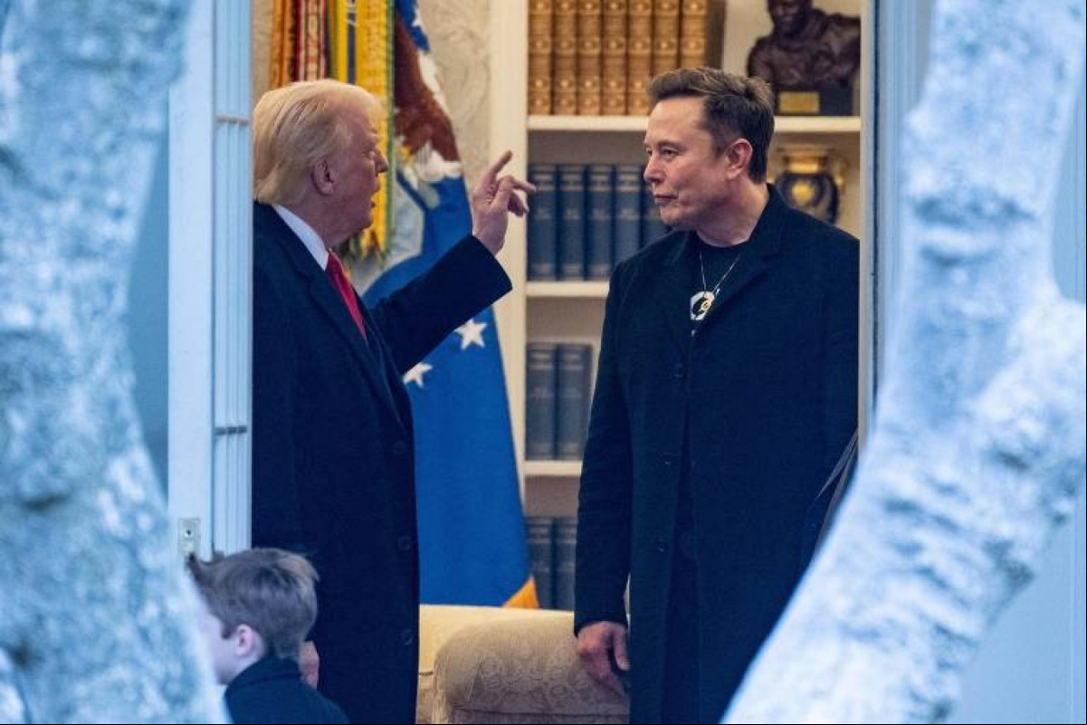 O desentendimento foi tão grande que Musk pediu a destituição de Trump (Foto: ROBERTO SCHMIDT / AFP) O desentendimento foi tão grande que Musk pediu a destituição de Trump/Foto: ROBERTO SCHMIDT / AFP