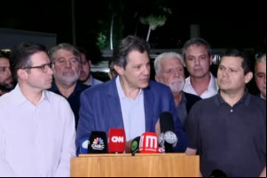 Ministro da Fazenda, Fernando Haddad, dá entrevista após reunião sobre o IOF