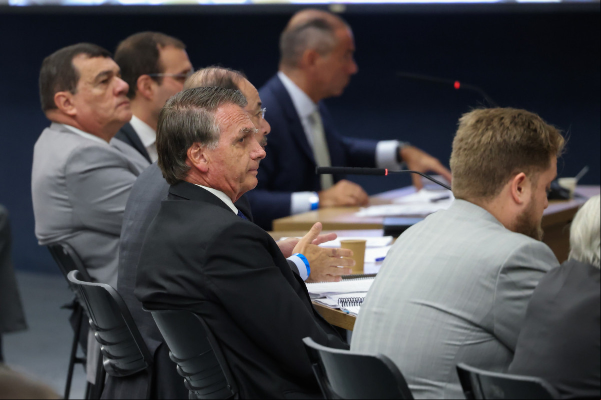 Interrogatórios dos réus da Ação Penal (AP) 2668.

Jair Bolsonaro