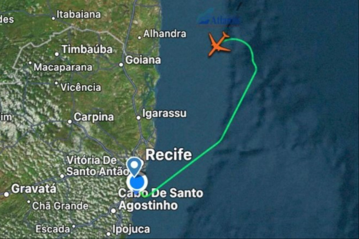 O avião está retornando para o Recife (Foto: Reprodução) O avião está retornando para o Recife/Foto: Reprodução