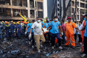 Queda aconteceu em área residencial